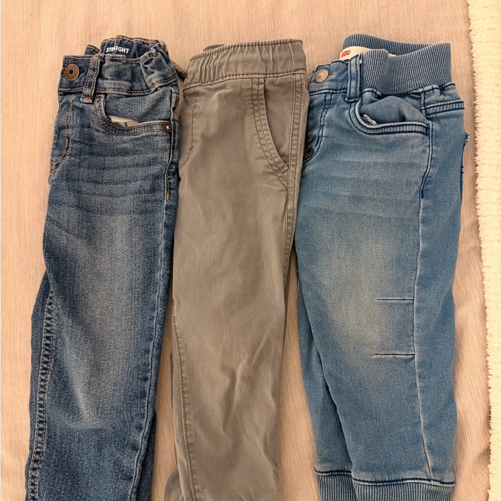 Levi's Kids Blue and Gray Jeans Set